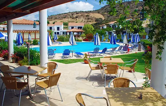 Cyprus-swimming-pool