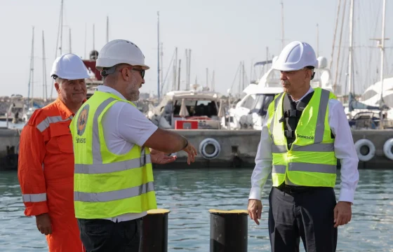 Transport-minister-Vafeades-Larnaca-marina-5