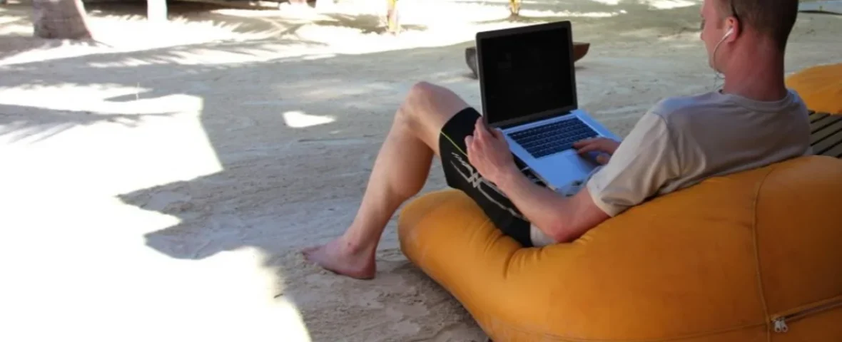 digital-nomad-remote-worker