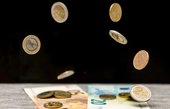 tax-taxes-reform-1-coin-euro-cash-note-money-2-banking